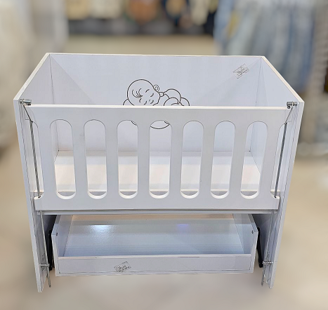 تخت کنار مادر مینیمال